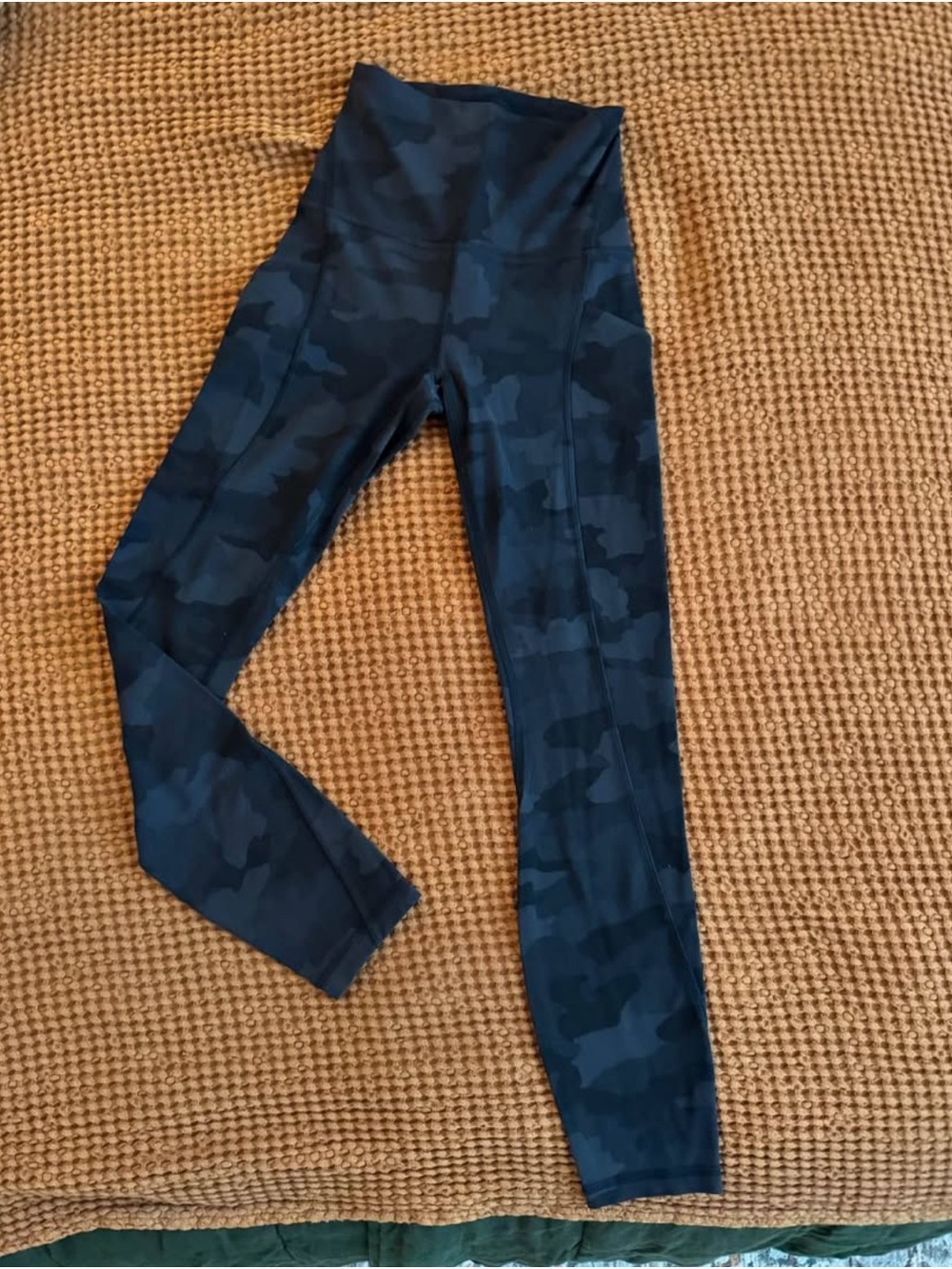 lululemon athletica Women's Navy Camo High-Waist Leggings